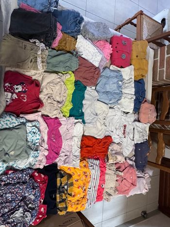 Lot 78 vêtements taille 24 mois fille