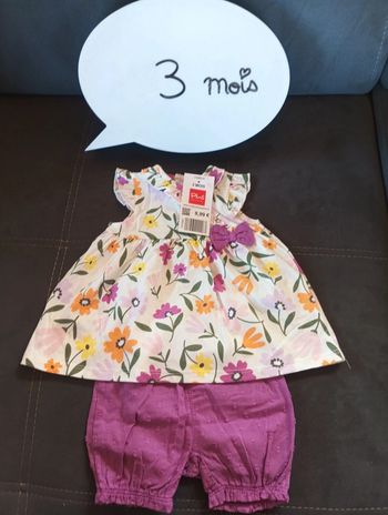 Ensemble été (blouse+shirt) Fille 3 mois Fleurs