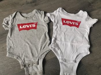 Bodies levis 6 mois