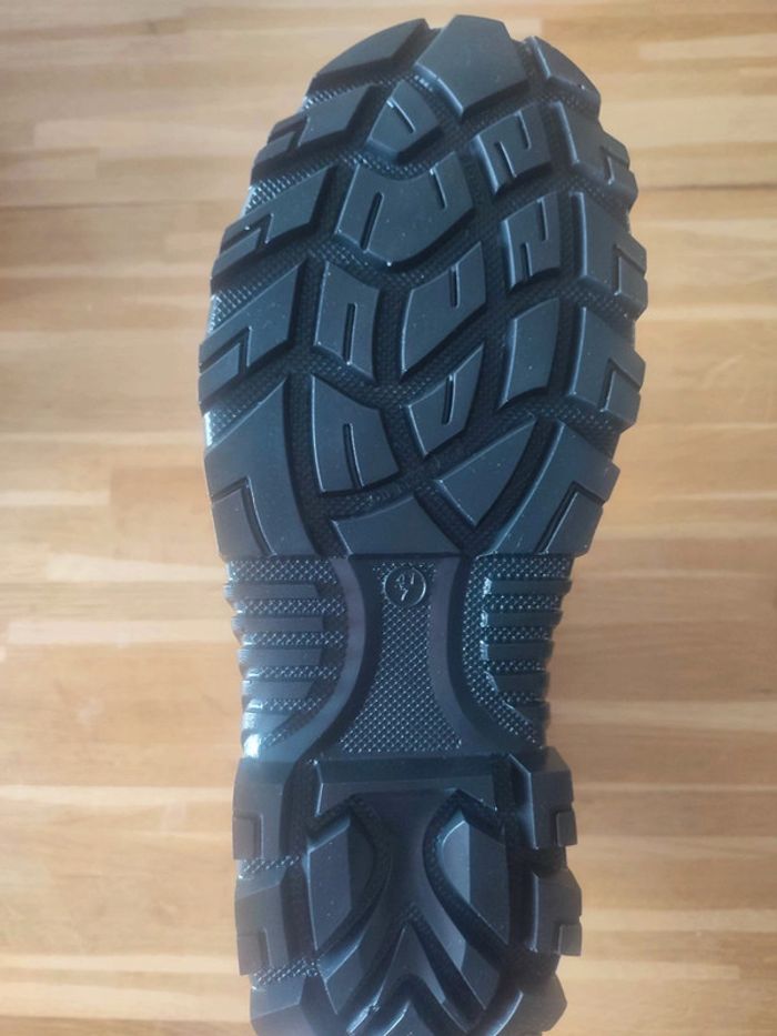 Botte de sécurité - photo numéro 5