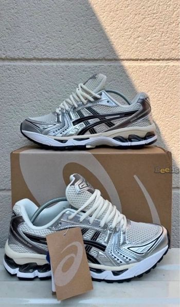 Asics Gel-Kayano 14 Taille  37