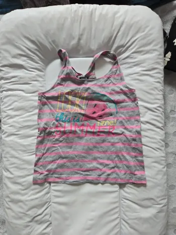 Débardeur kiabi taille 6 ans