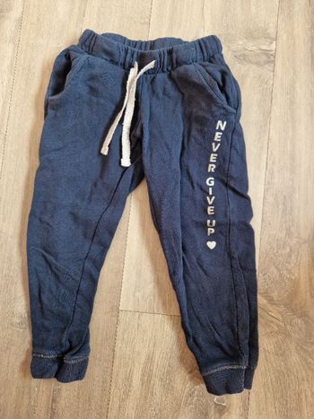 Jogging bleu marine et doré 4 ans kiabi