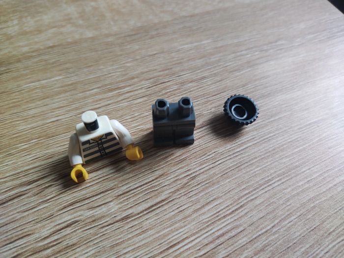 Minifig lego prisonnier cty0007 - photo numéro 4