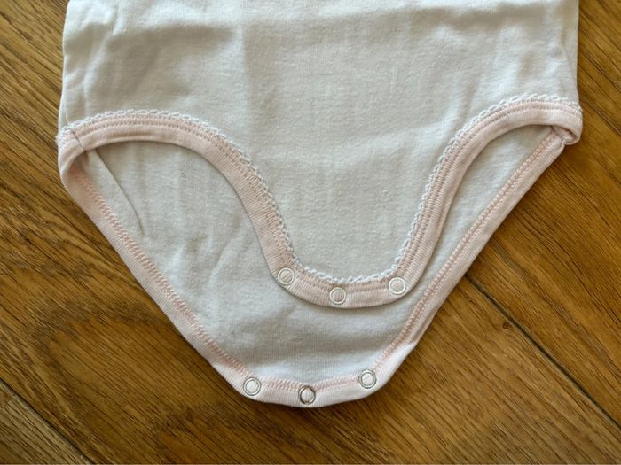 Lot de 5 bodies MC Petit Bateau 36M - photo numéro 9