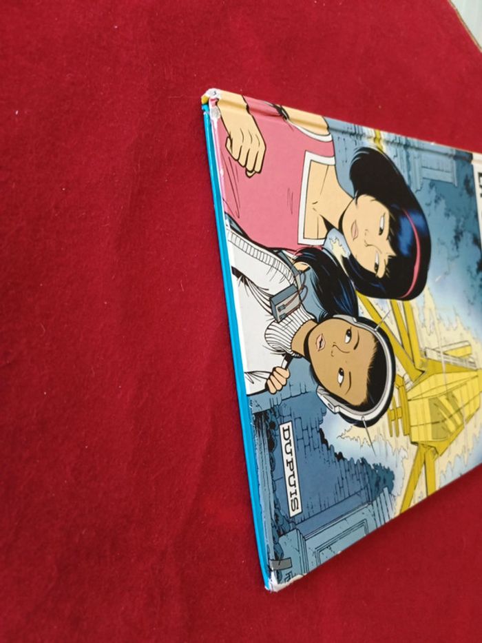 Yoko tsuno tome 11 " La spirale du temps " Dupuis - photo numéro 2