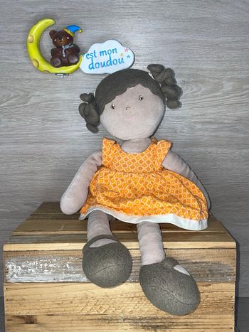 NAD29 doudou poupée nature et découvertes 