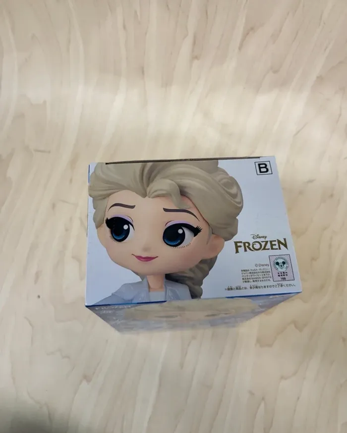 Figurine Disney Qposket La Reine des neiges 2 : Elsa. - photo numéro 2