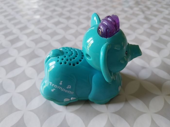 Tut Tut Animo VTech – Trompette l’Éléphant – jouet intéractif parle/chante - photo numéro 3