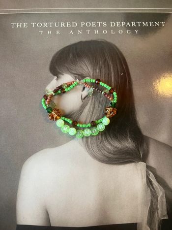 friendship bracelet | taylor swift