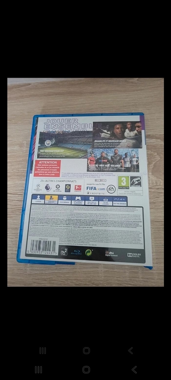 Jeux ps4 fifa 20 et 21 - photo numéro 2