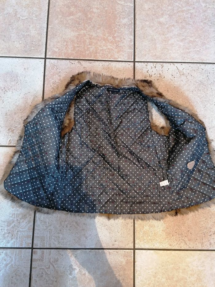 Haut sans manches fausses fourrures - photo numéro 3