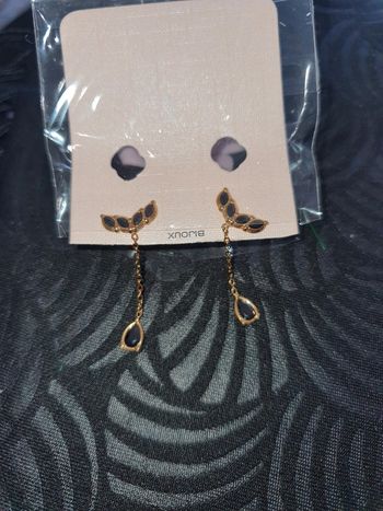 Boucle d'oreille pendante