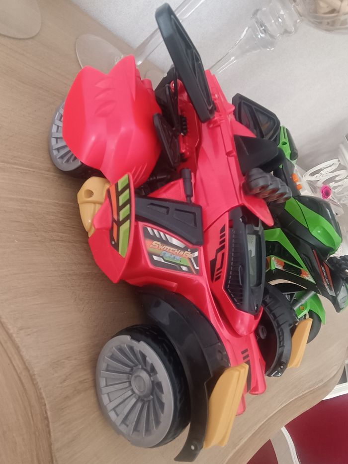 Lot voiture ,moto - photo numéro 6