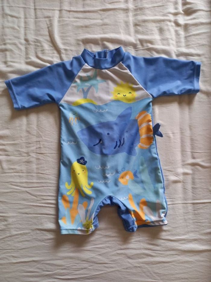 Combinaison anti-uv bébé Tex 6 mois.