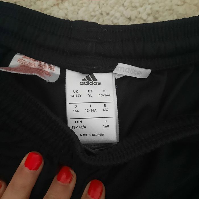 Short adidas 13/14 ans - photo numéro 2