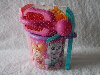 Seau de plage Paw Patrol avec accessoires neuf sous filet