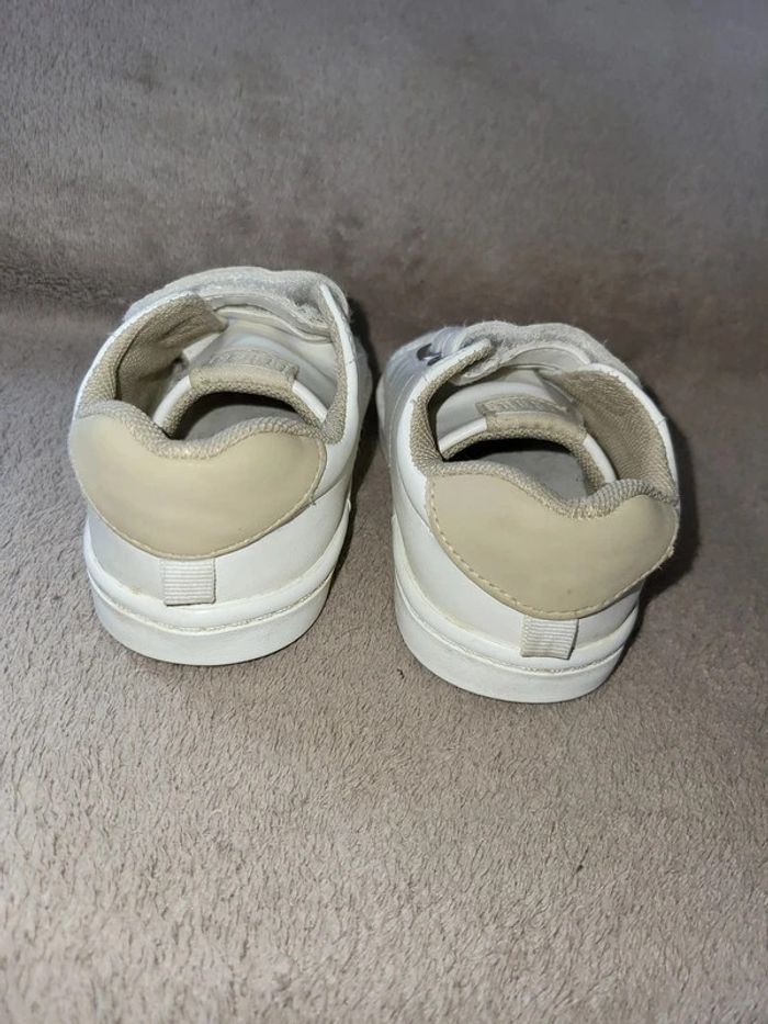 Chaussures bébé 22 - photo numéro 5