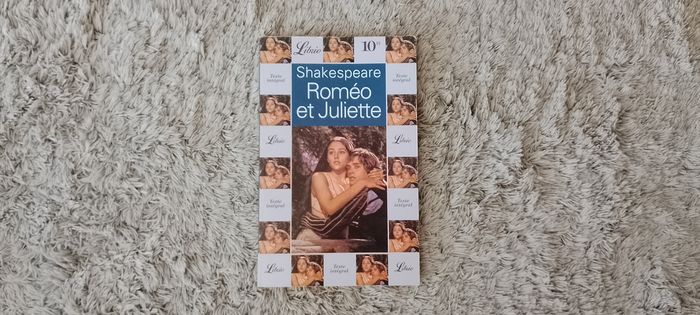 Livre Shakespeare Roméo et Juliette
