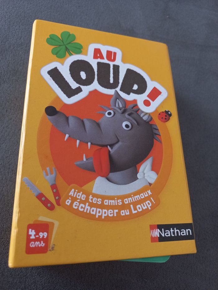 Jeu au loup cartes nathan