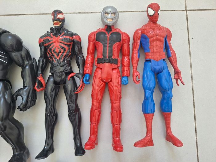 Lot 11 grandes figurines marvel avenger dc comics - photo numéro 5