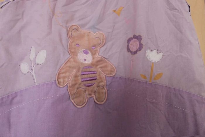 Gigoteuse  violette  avec  dessin  nounours - photo numéro 2