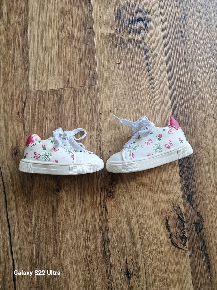 Chaussures fille neuves - Mots d’Enfants - Taille 20 - photo numéro 3