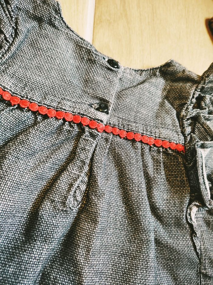 👗Orchestra - Robe à manches longues gris chiné liseré et noeud rouge Taille 6 mois - photo numéro 7