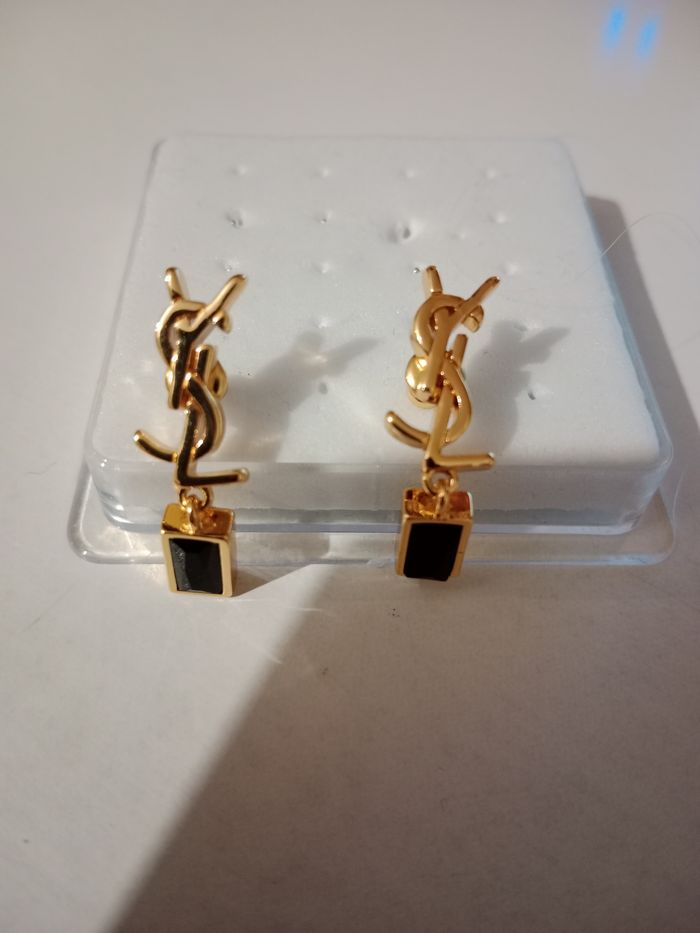 Boucles d'oreilles - photo numéro 2