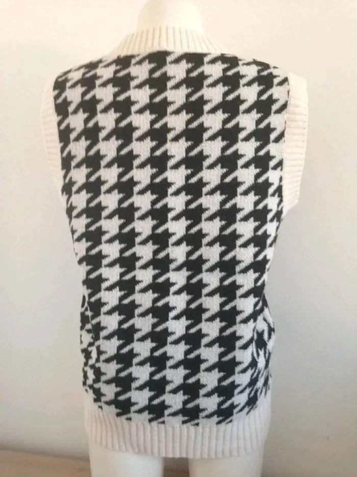 Pull col v en main sans manches pied de poule 36 Shein - photo numéro 4