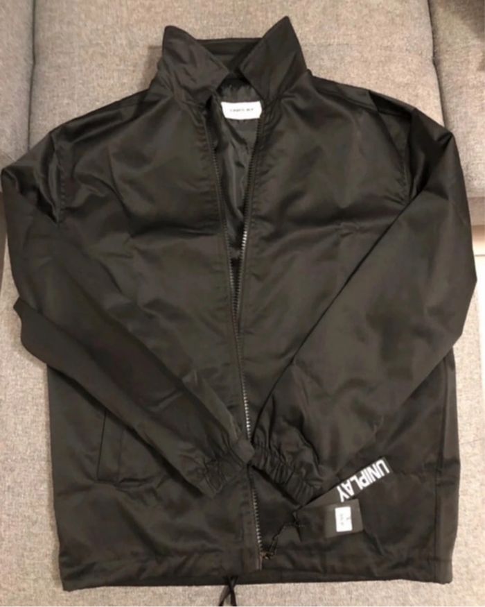 Veste Zipée neuve avec étiquette - photo numéro 4