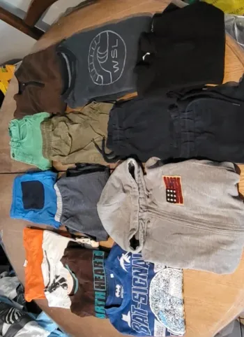 Lot 14 vêtements 10 ans garçon