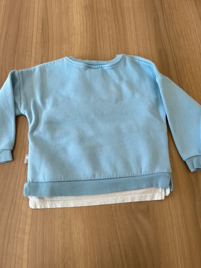 Pull Mickey primark 4-5 ans - photo numéro 6