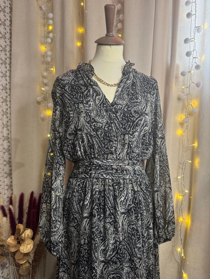 Robe longue neuve - photo numéro 2