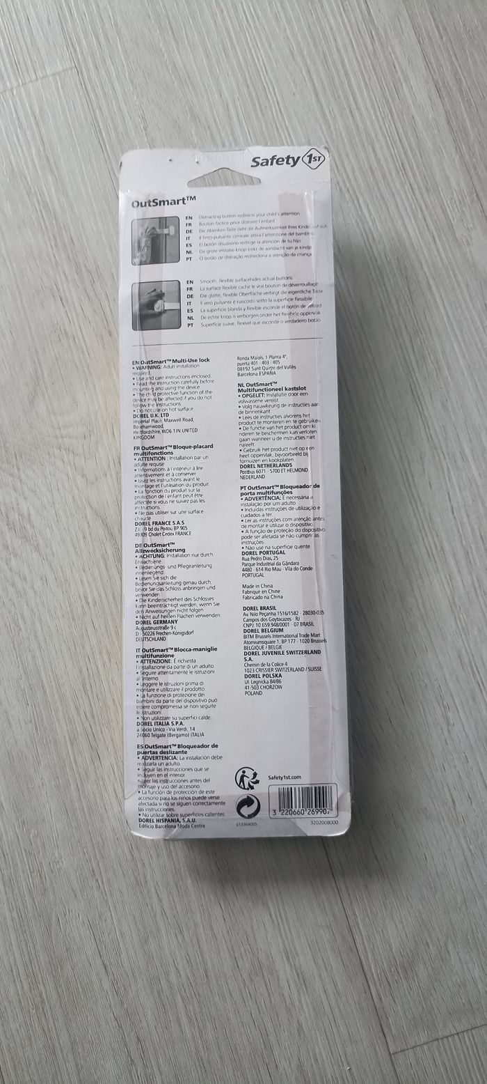 Sécurité enfants portes placard - photo numéro 2
