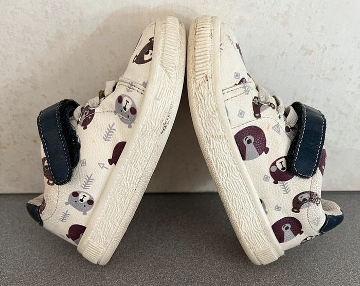 Paire de baskets à scratchs pointure 22 Charlie and friends - photo numéro 5