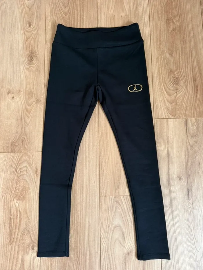 Legging Jordan M neuf avec étiquette
