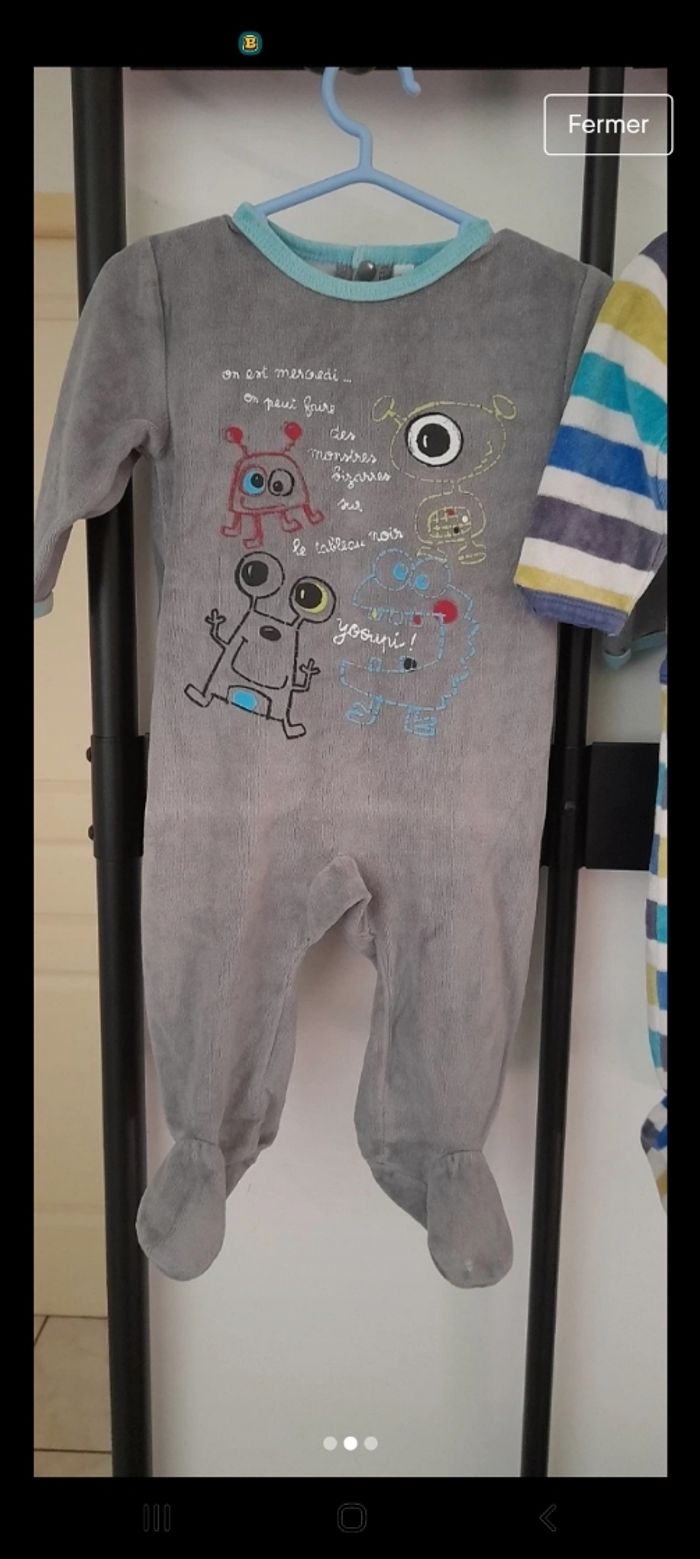 Lot de 2 pyjamas taille 6 Mois - photo numéro 2
