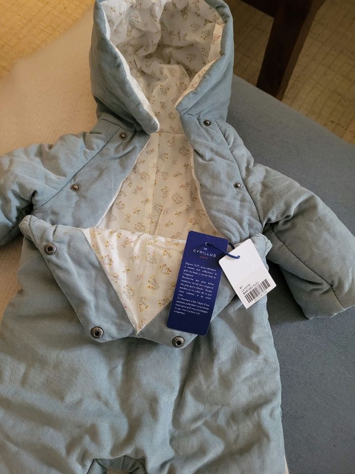 Combinaison pilote 6 mois NEUVE - photo numéro 3