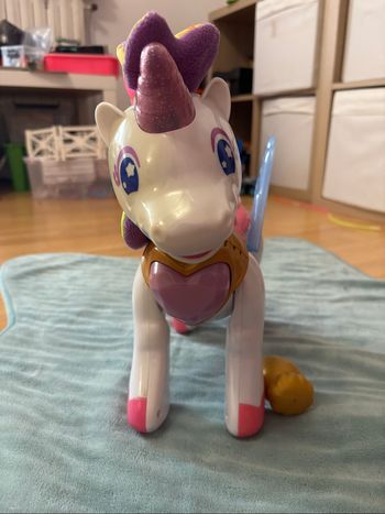 azalée la licorne vtech