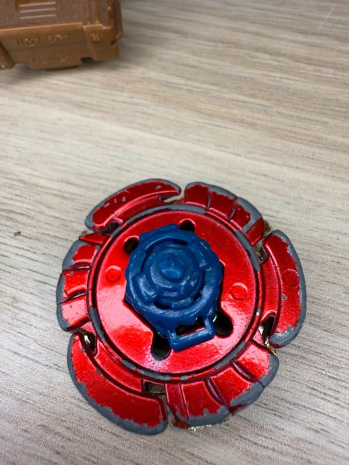 Toupie métal fusion L drago Lightning beyblade - photo numéro 4