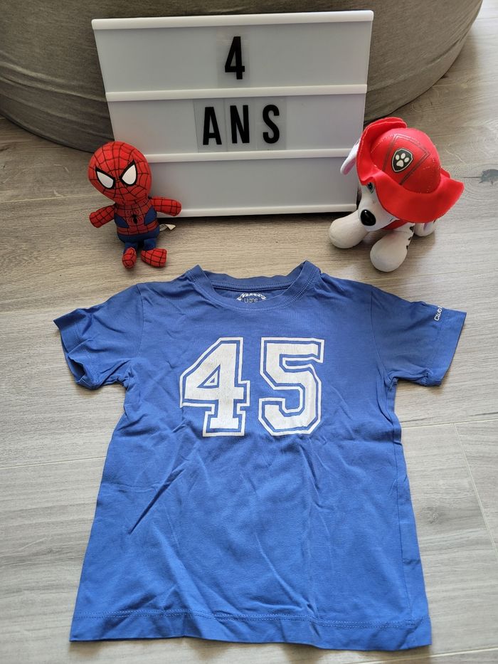 T-shirt 4 ans