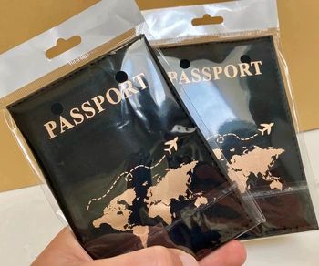 Lot de 2 protèges passeport mousse noir doré NЕUF