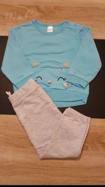 Ensemble pull et pantalon 86 cm