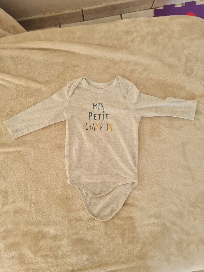 Lot 3 body - photo numéro 2