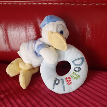 Doudou-peluche Donald avec grelot *Disney