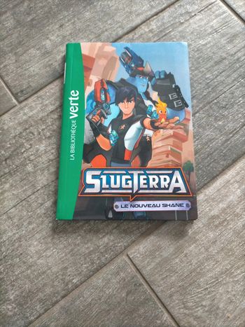 Livre bibliothèque verte Slugterra