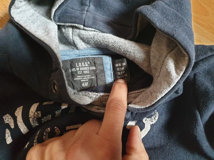 pull à capuche - photo numéro 2