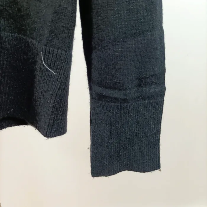 Gilet fin en maille bleu marine Caroll Paris col V taille M A1430 - photo numéro 4