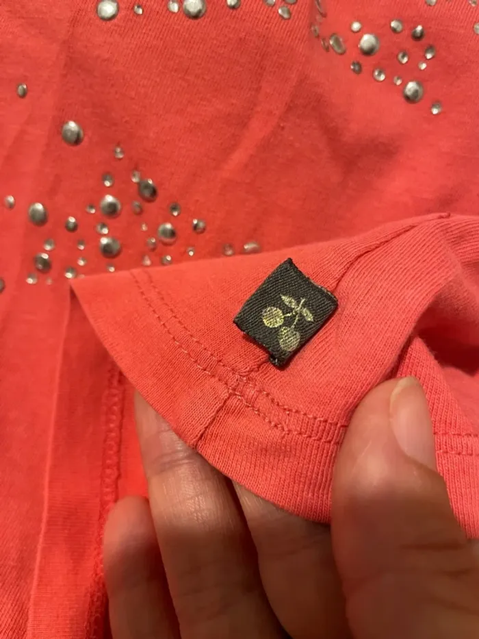 T-shirt Le Temps des Cerises rose corail taille S avec strass, col V - photo numéro 9
